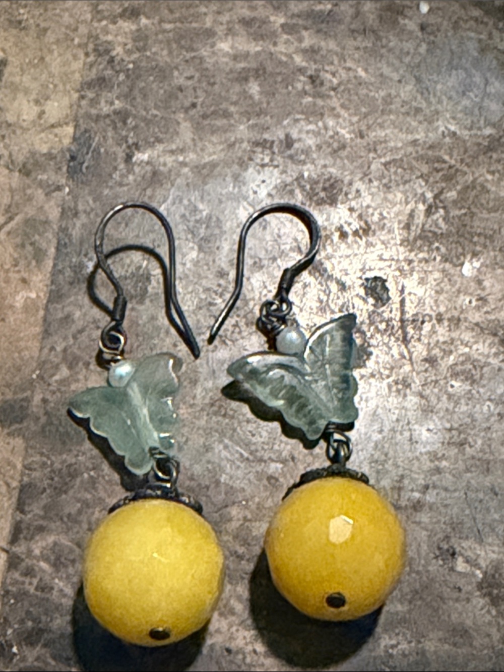 Unique pierced butterfly jade and pearl semi precious sterling silver wires - Picture 2 of 14